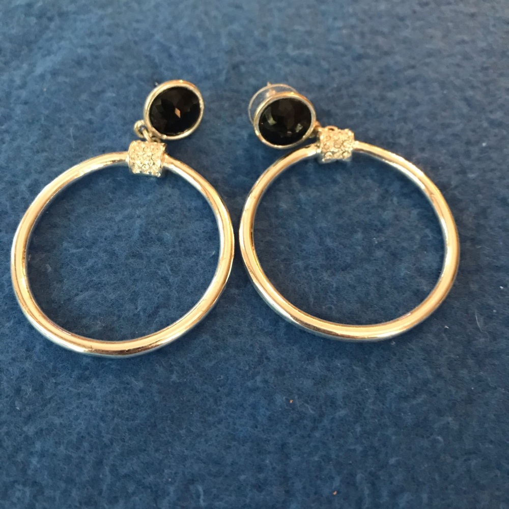 WHITE HOUSE/BLACK MARKET EARRINGS